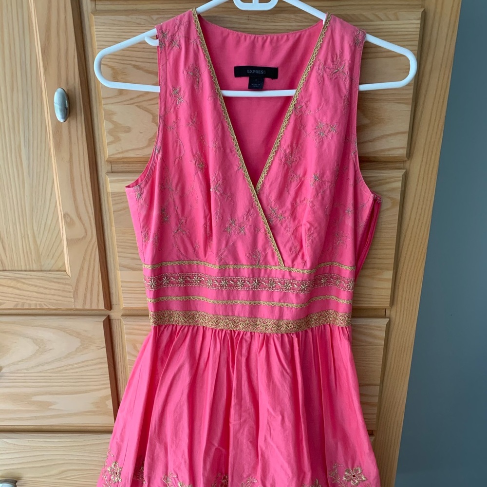 Express dress. Bollywood style